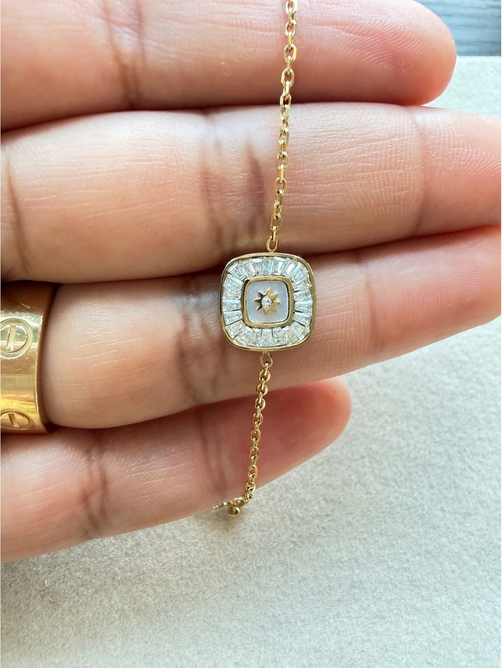 Mother of Pearl Look Crystal Bracelet 18K Gold Plated